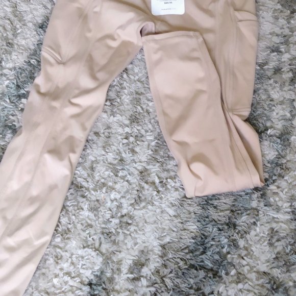 High waisted motion 365 fabletics - Picture 3 of 5